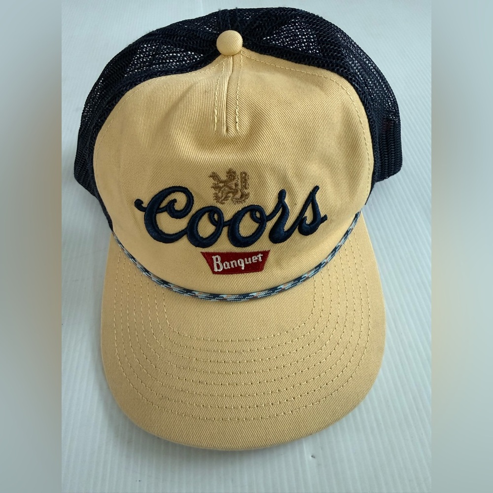 Coors Banquet Beer Cap Mens Trucker Rope Snap Back American Needle Outdoor